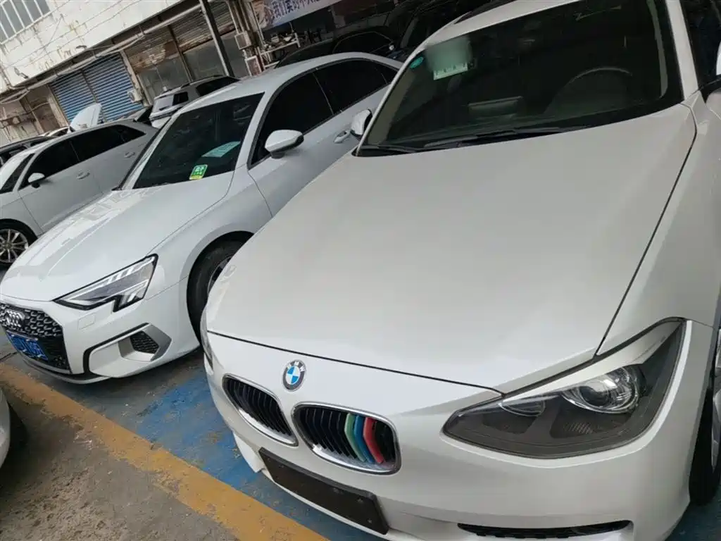 BMW 1 Series (Import) 2013 Facelift 116i Leading Model фото 3