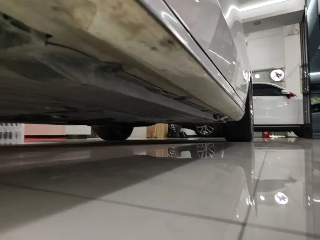 Фото 22 - Mercedes-Benz C-Class
