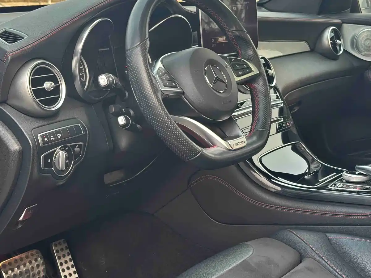 Mercedes-Benz GLC AMG 2017 AMG GLC 43 4MATIC фото 15
