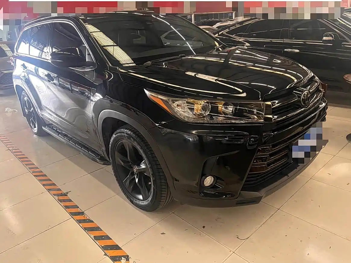 Toyota Highlander 2021 2.0T AWD Knight 7-Seater фото 3