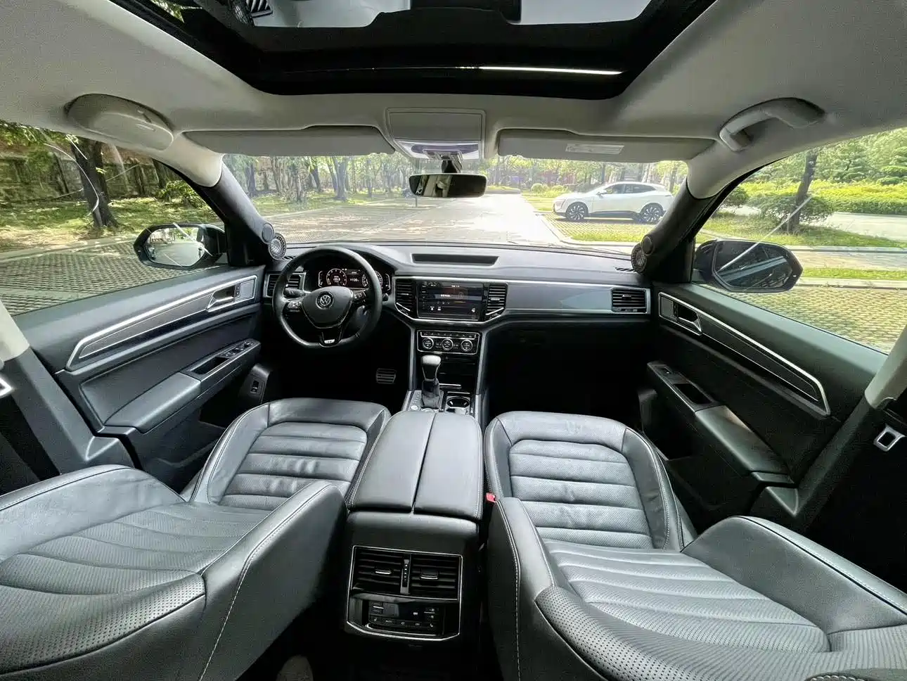 Volkswagen Teramont 2020 380TSI 4WD Luxury Edition China VI фото 9