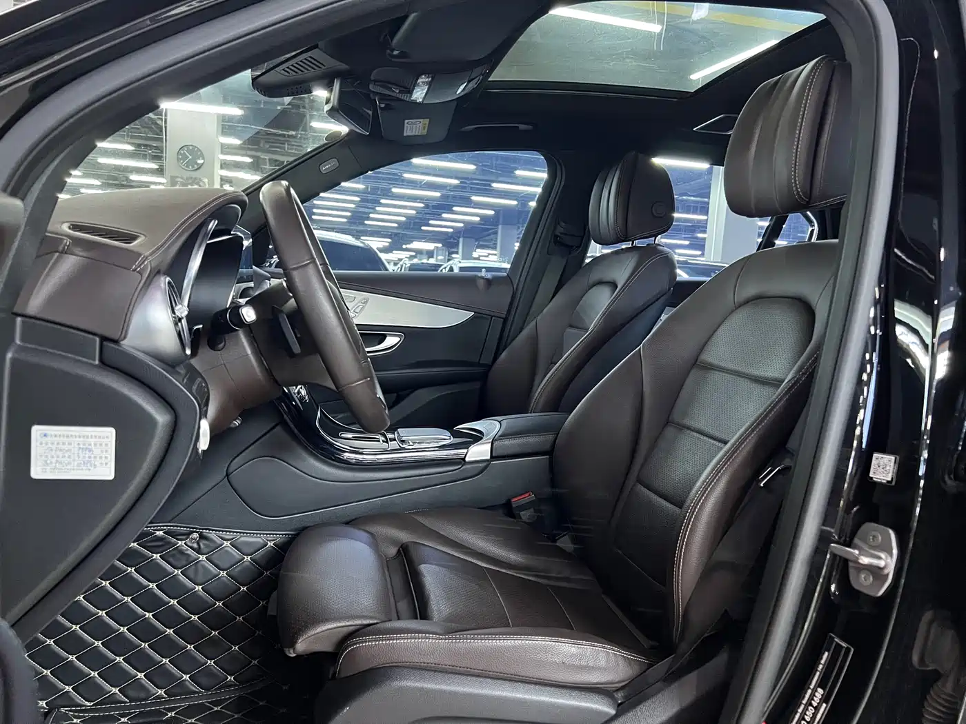 Mercedes-Benz GLC 2022 Model GLC 260 L 4MATIC Dynamic Edition фото 4