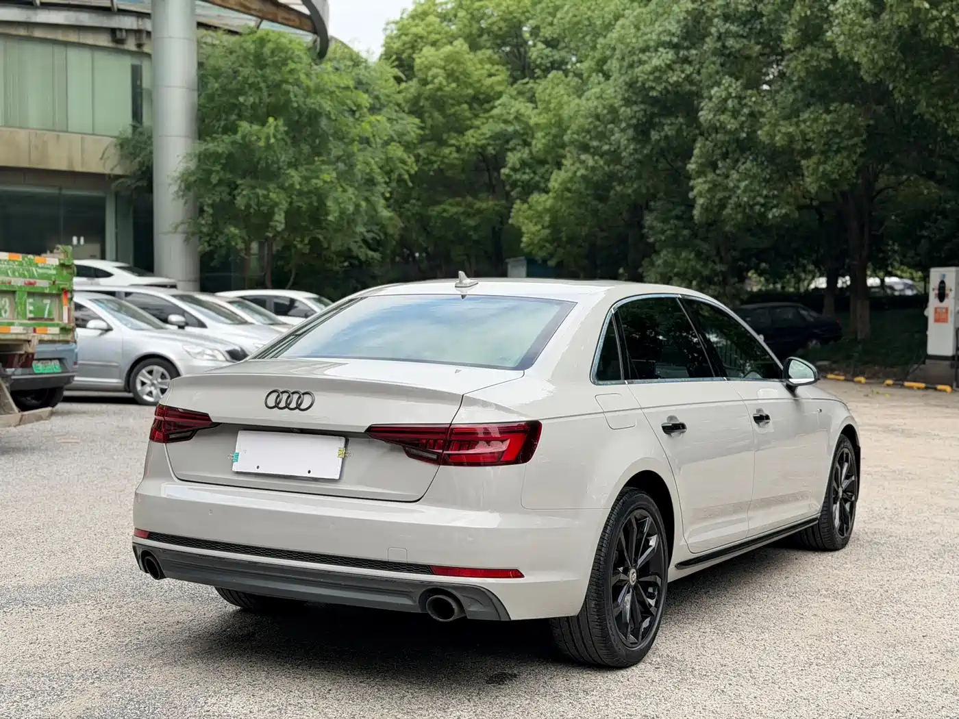 Audi A4L 2018 30th Anniversary 40 TFSI Progressive фото 4