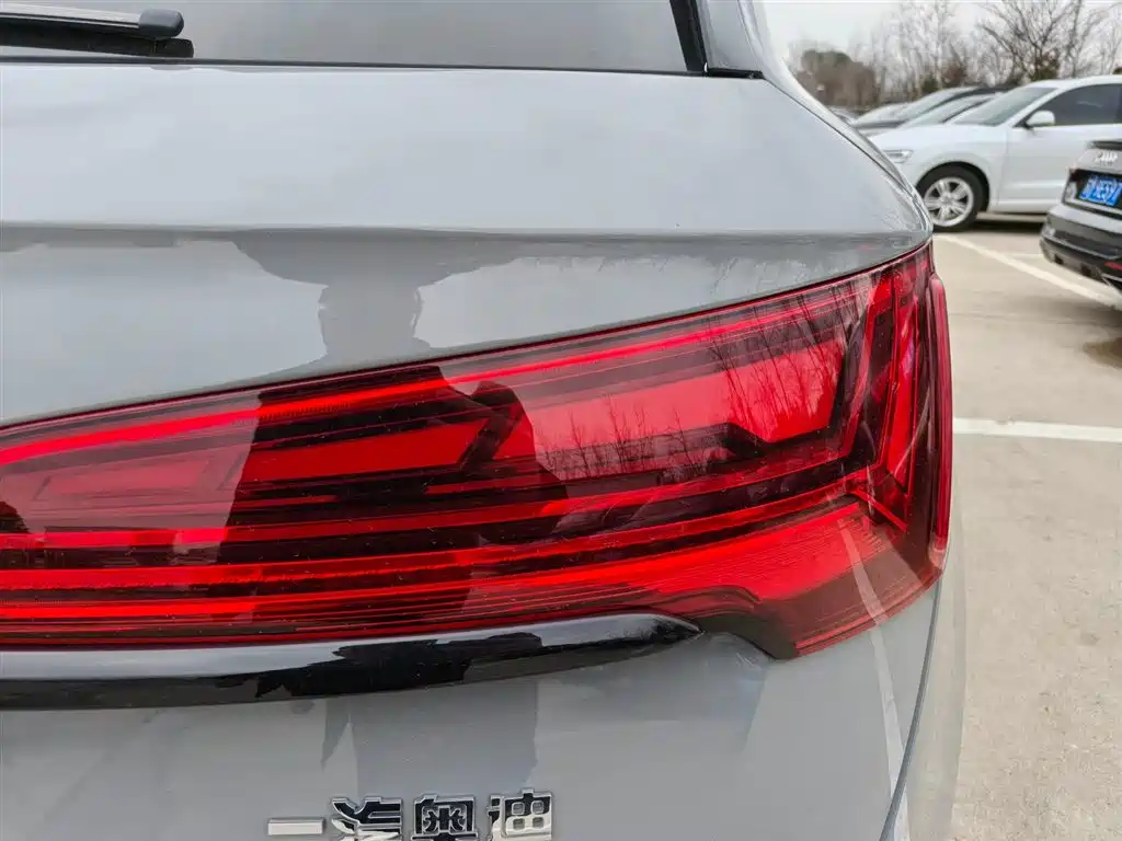 Audi Q5L 2025 45 TFSI Luxury Dynamic фото 19