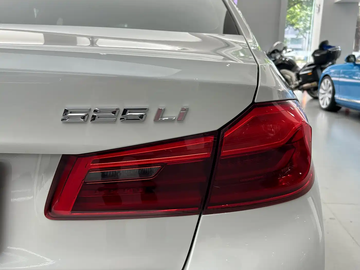 BMW 5 Series 2018 525Li Luxury Package фото 14