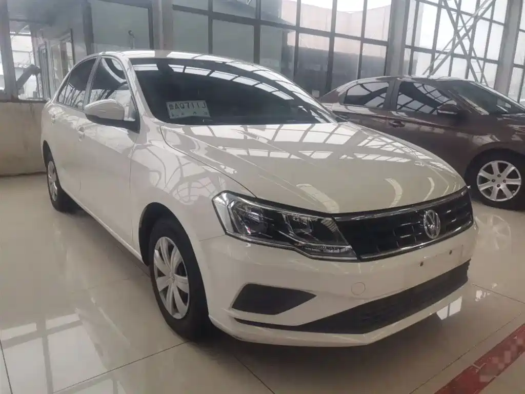 Volkswagen Jetta 2017 1.5L Manual Fashion фото 4