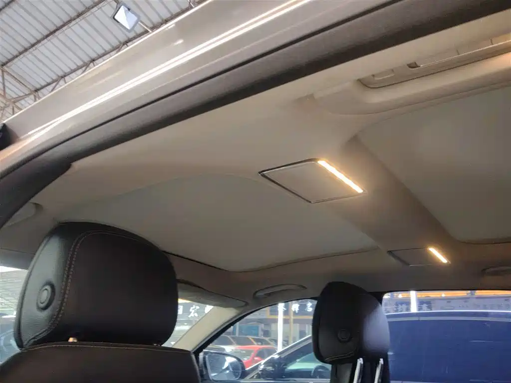 Mercedes-Benz E-Class 2021 E 300 L Sport Fashion фото 18