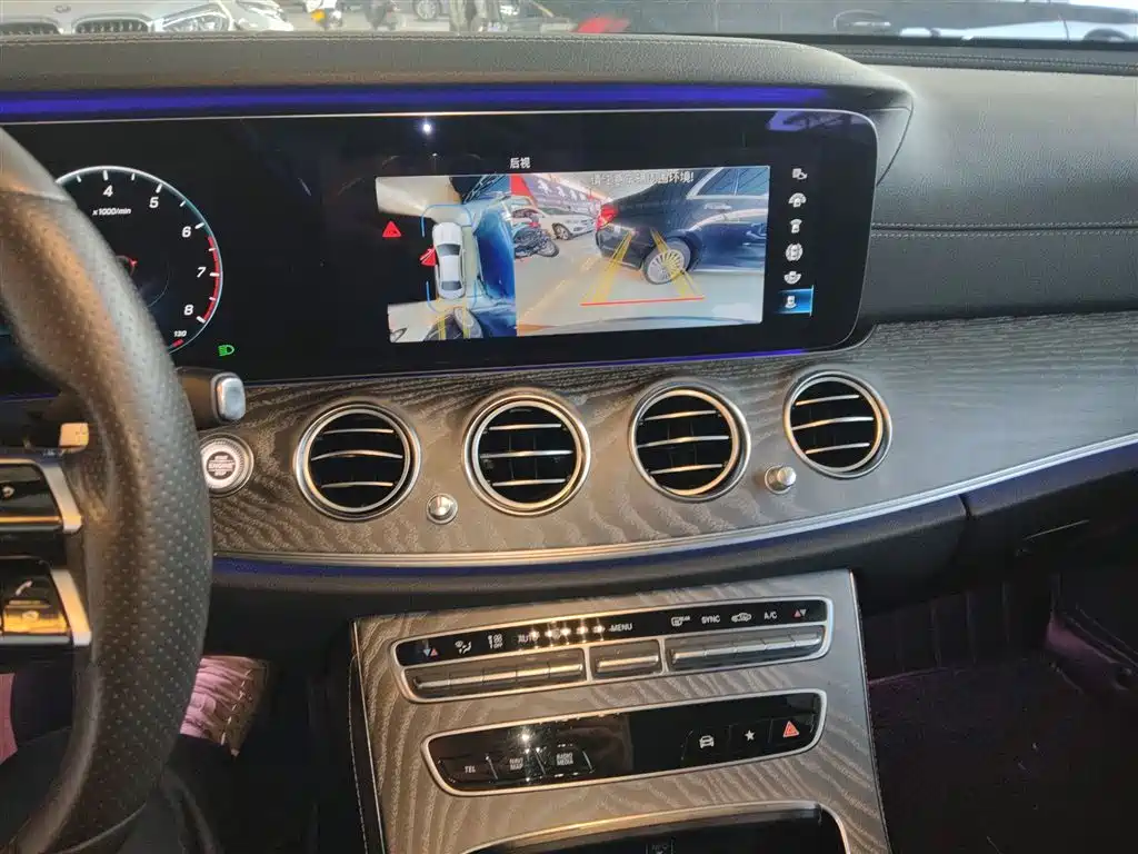 Mercedes-Benz E-Class 2021 E 300 L Sport Fashion фото 13