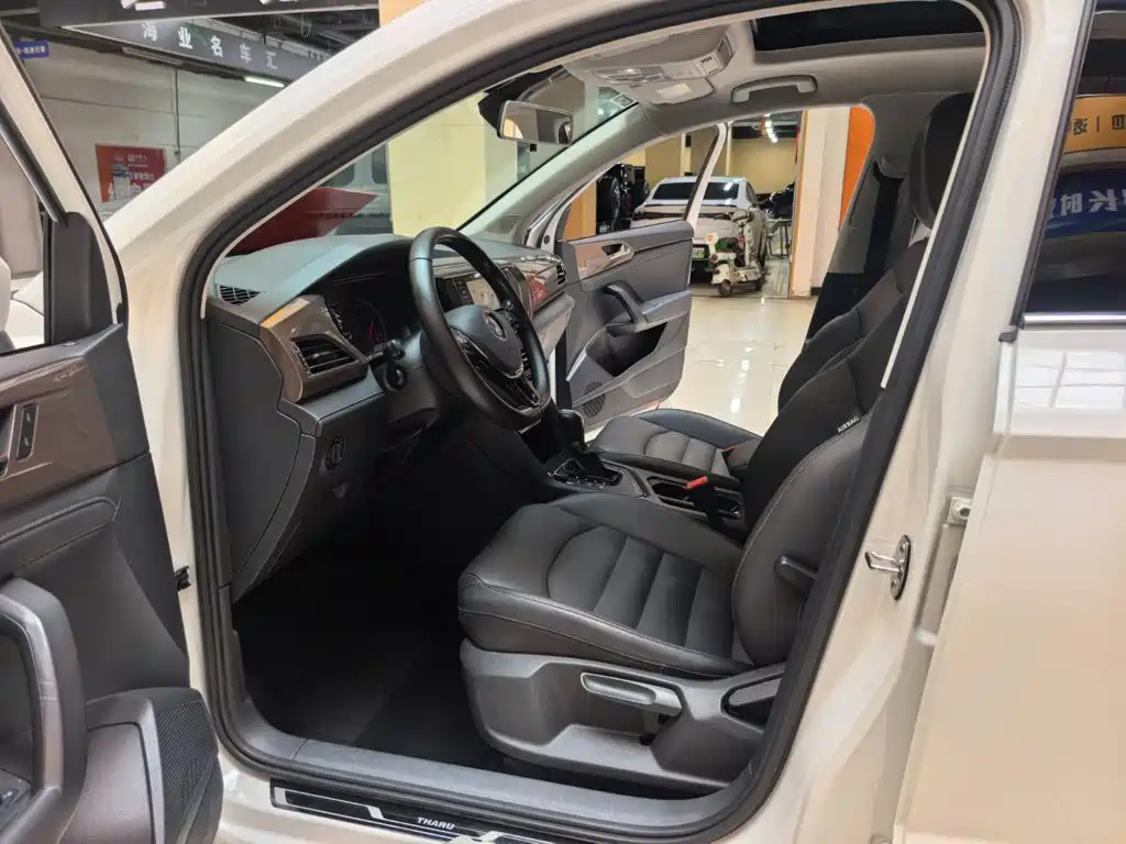 Volkswagen Tharu 2019 2020 280TSI 2WD Luxury Edition China VI
