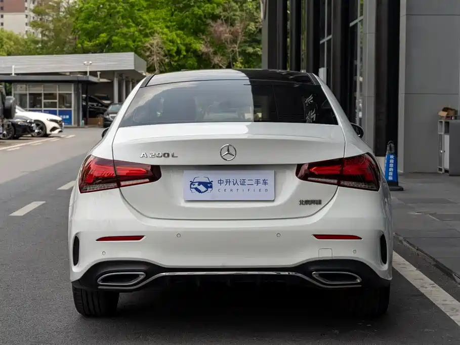 Mercedes-Benz A-Class 2023 A 200 L Fashion фото 6