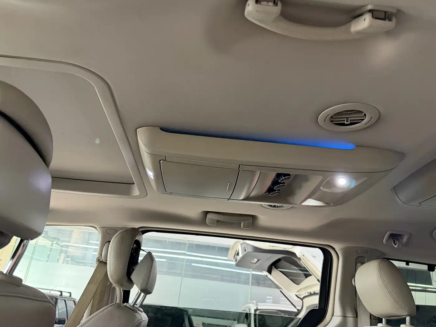 Chrysler Grand Voyager (Import) 2014 3.6L Comfort Edition фото 7