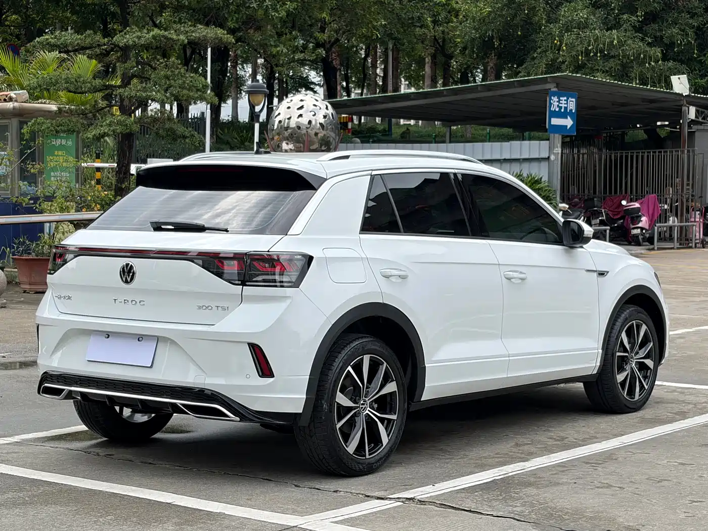 Volkswagen T-ROC 2025 300TSI DSG 2WD Dawn Edition фото 4
