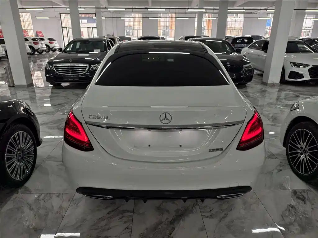 MERCEDES-BENZ CLASS C