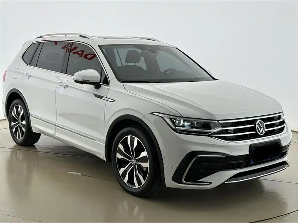 Volkswagen Tiguan L 2022 330TSI Auto 2WD R-Line Premium Edition фото 11