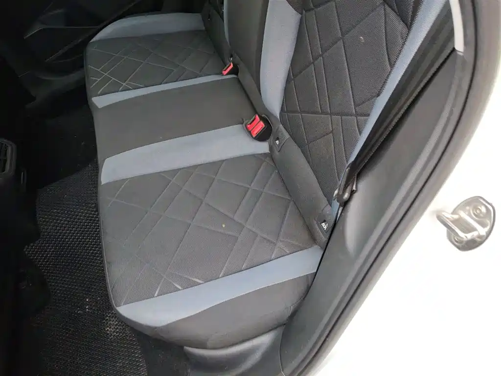 Volkswagen Lavida 2023 Facelift 1.5L Auto Comfort Edition фото 17