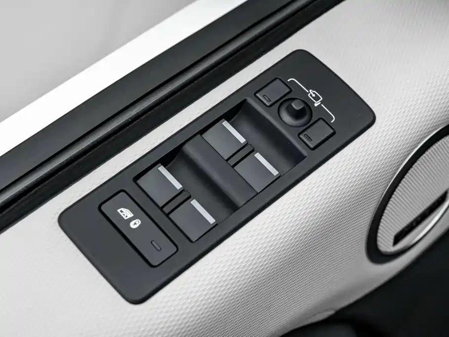 Land Rover Discovery 2024 2024 360PS Dynamic SE