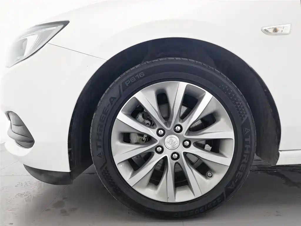 Buick GL6 2019 18T 6-seat Connected Luxury China VI фото 17