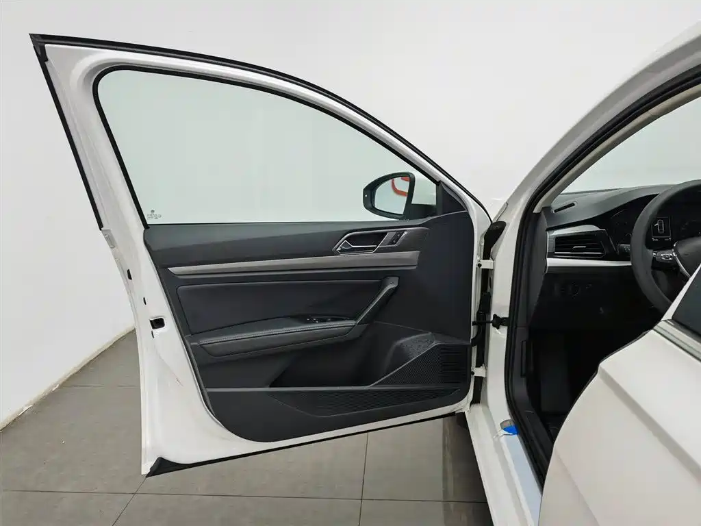 Volkswagen Lavida 2018 1.5L Automatic Comfort Version China V фото 8