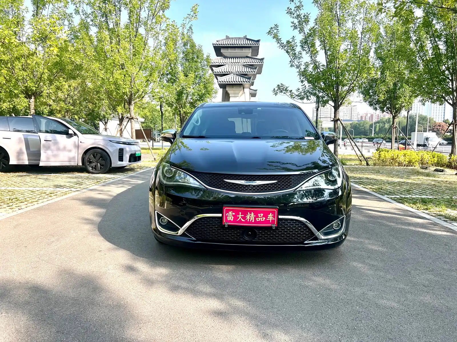 Фото 3 - Chrysler Pacifica