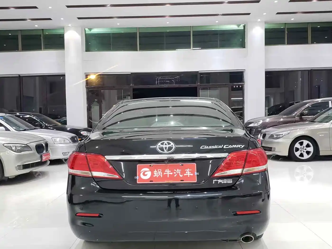 Toyota Camry 2013 200G Classic Luxury Edition фото 10