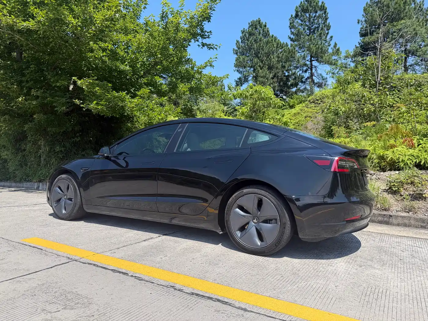 Tesla Model 3 2020 2020 Facelift Long Range Rear-Wheel Drive