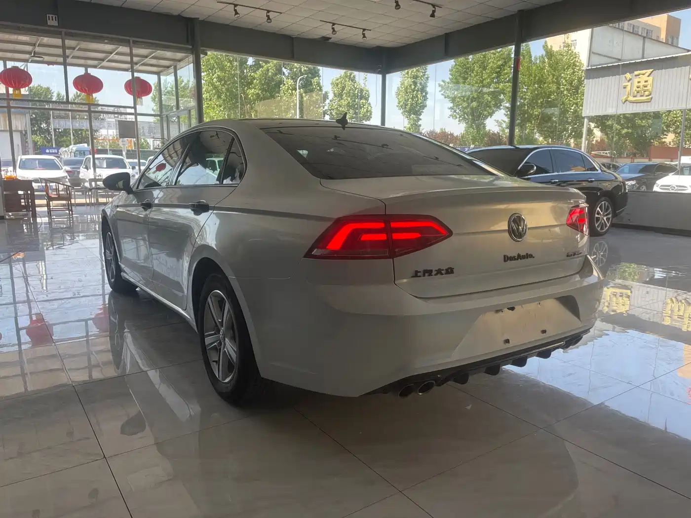 Volkswagen Lamando 2017 230TSI DSG Trend Edition фото 7