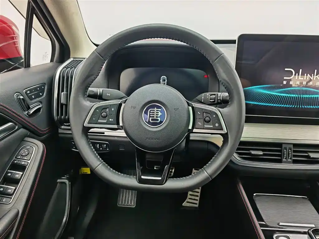 BYD Tang New Energy 2018 DM 2.0T AWD Intelligent Pioneer 7-Seater China V фото 11