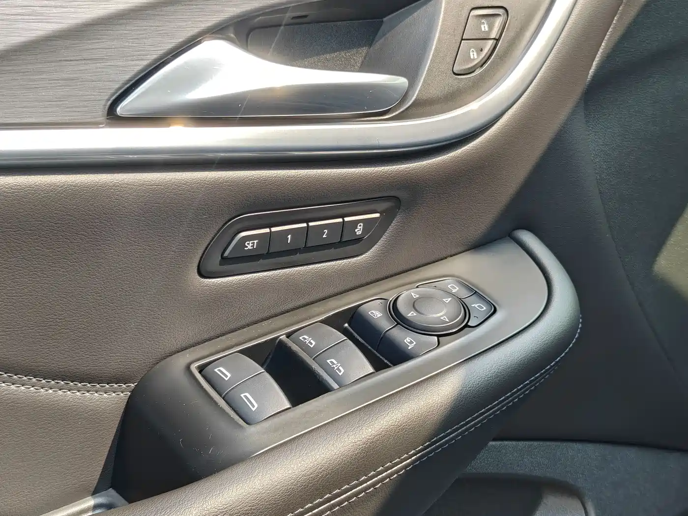 Buick Enclave 2020 28T 2WD Premium Model фото 18