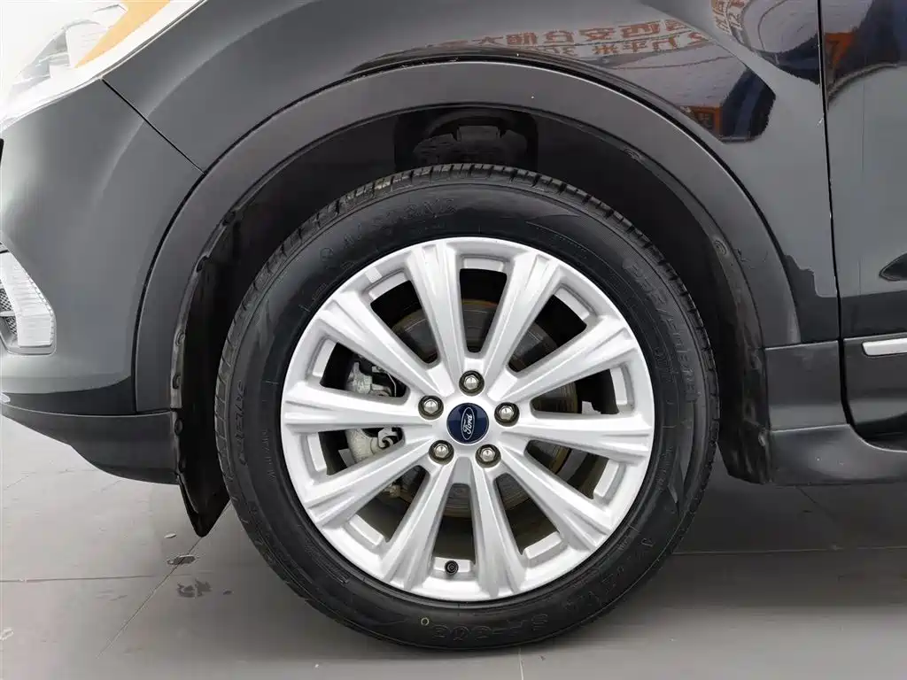 Ford Kuga 2018 EcoBoost 245 AWD Luxury Wing фото 17