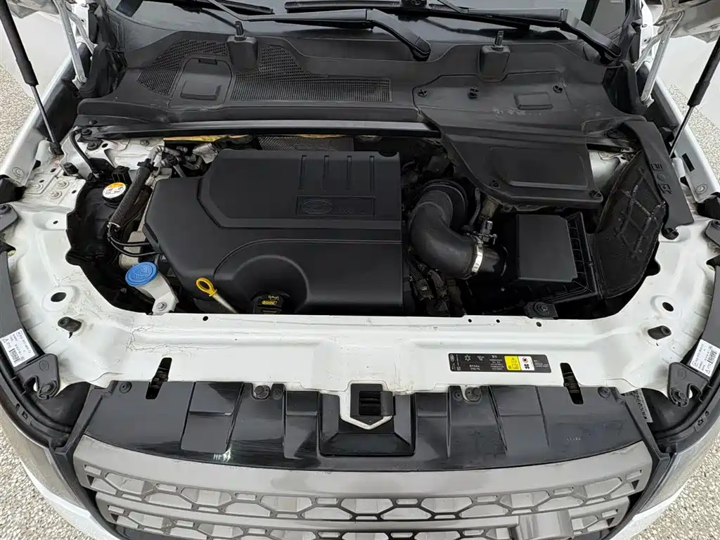 Land Rover Discovery Sport 2018 240PS SE Edition фото 14