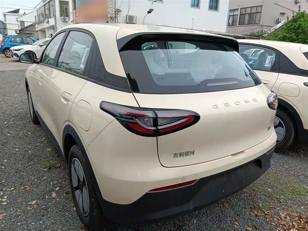 Geely Galaxy Starry Wish 2026 Edition 310km Youth Version фото 5