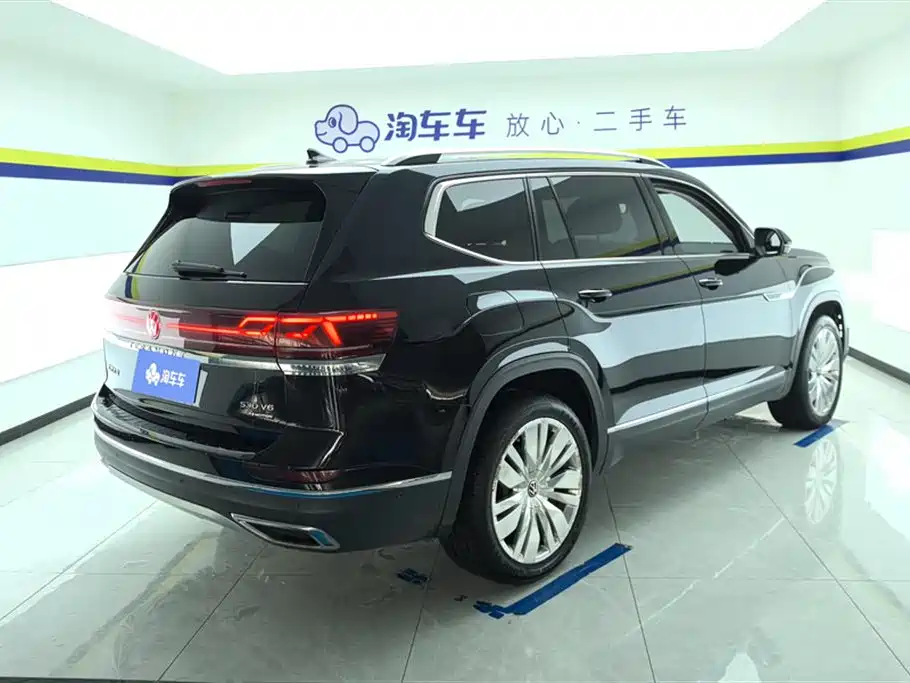 Volkswagen Teramont 2022 530 V6 4MOTION Premium Flagship фото 3