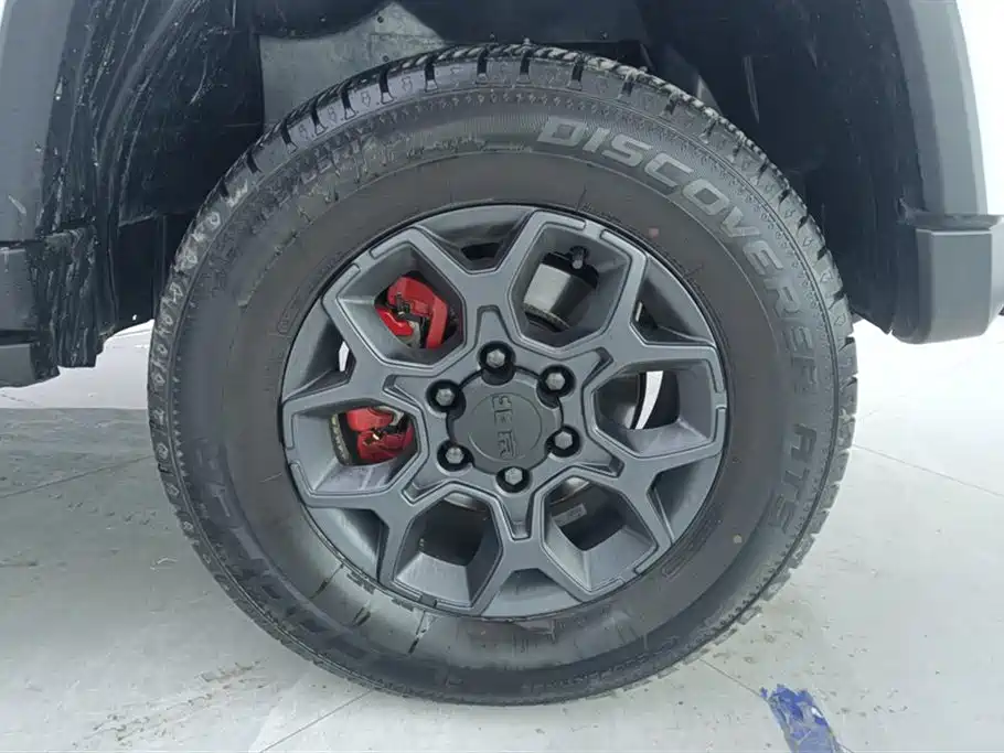 BAIC ORV Beijing Offroad BJ40 2024 2.0D Blade Hero Glory Edition фото 6