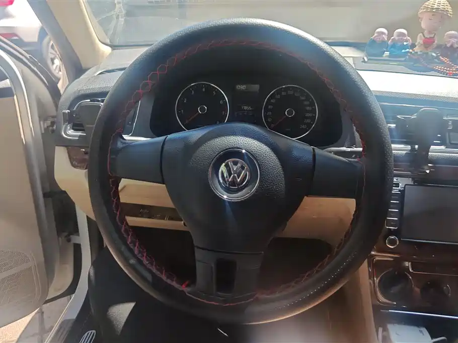 Volkswagen Lavida 2013 Facelift 1.4TSI Manual Comfort фото 15
