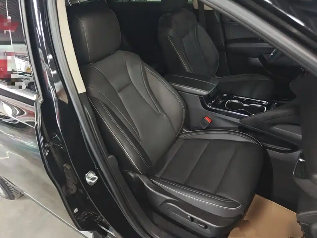 Buick Envision Plus 2023 2023 Enclave Plus 652T 5-Seater Luxury