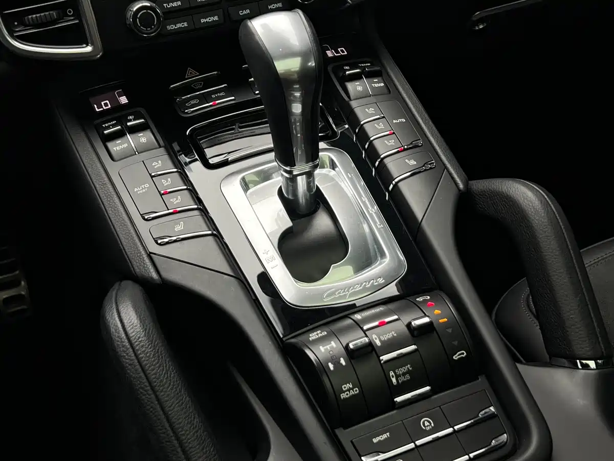 Porsche Cayenne 2018 Cayenne 3.0T фото 23