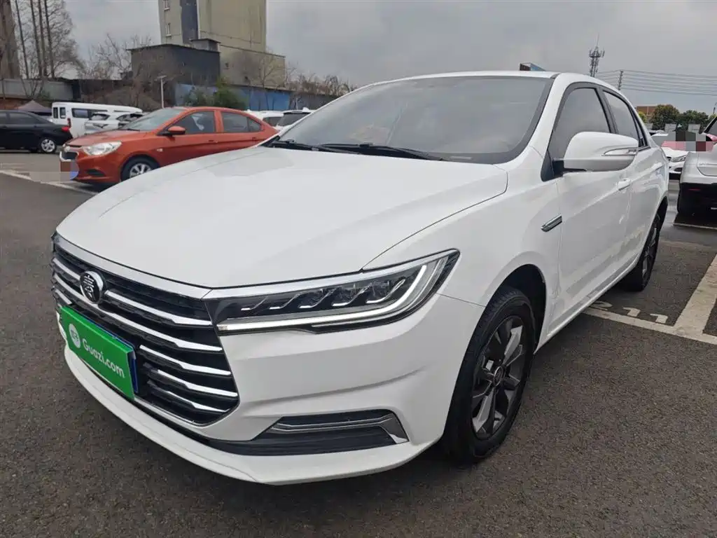BYD Qin 2019 1.5L Automatic Prestige фото 2
