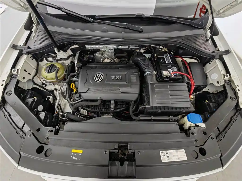 Volkswagen Tiguan L 2017 380TSI Automatic 4WD Luxury Edition фото 6