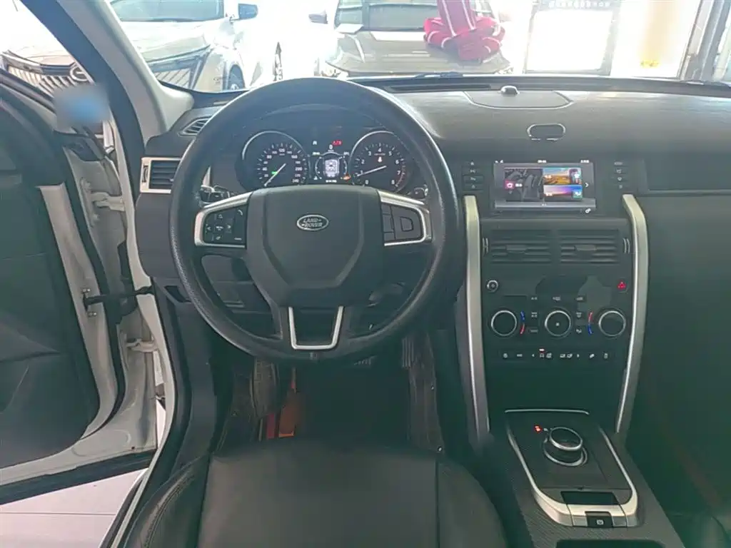 Land Rover Discovery Sport 2018 240PS PURE Edition фото 11