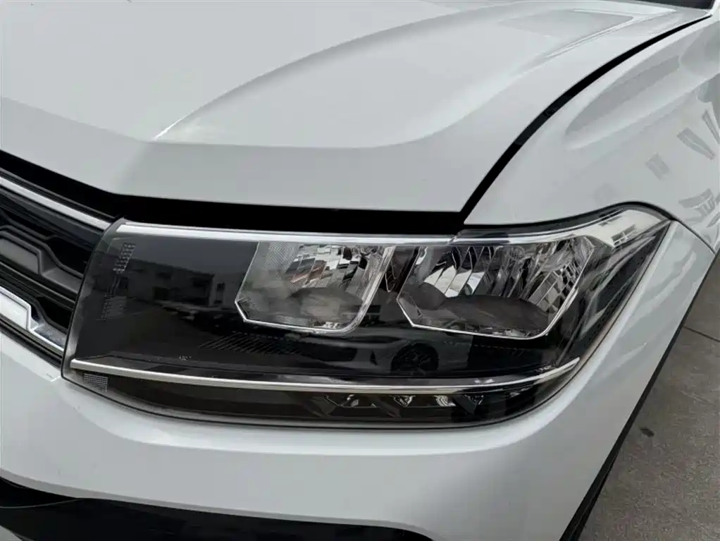VOLKSWAGEN TU KAI
