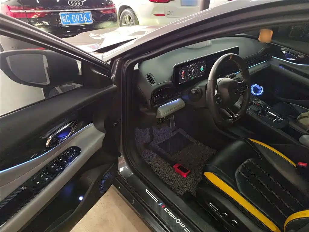 GAC Trumpchi Trumpchi Emkoo 2023 270T DCT J16 Edition фото 16