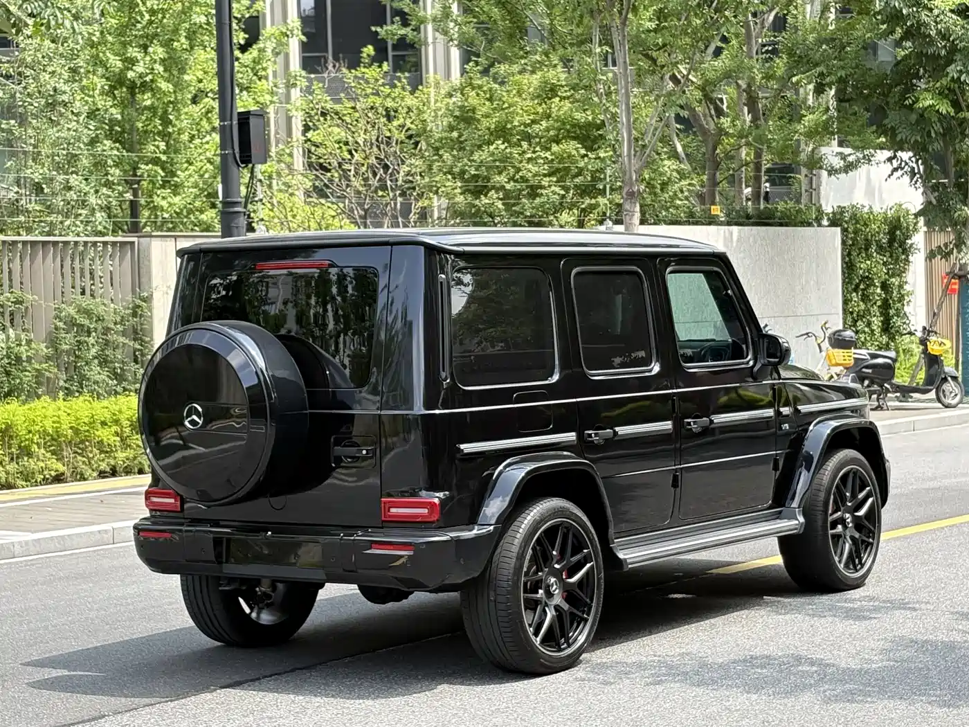 Mercedes-Benz G-Class 2023 G 500 фото 20