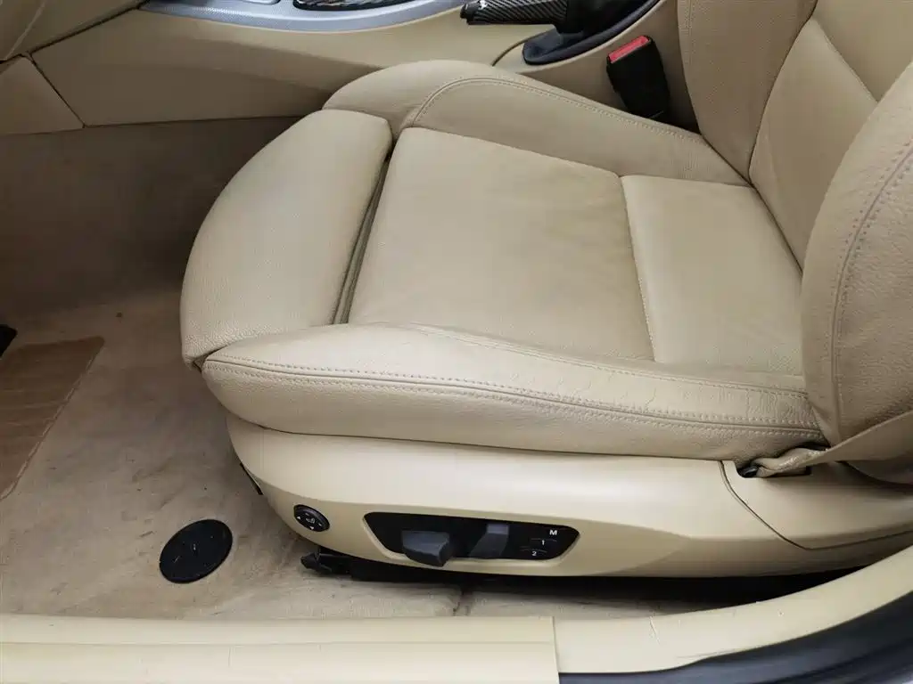 BMW 3 Series (Import) 2010 325i Luxury фото 20