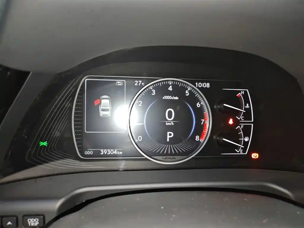 Lexus ES 2023 200 Excellence Edition фото 12
