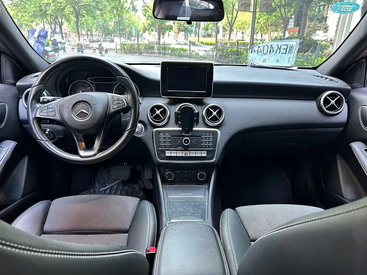 Mercedes-Benz A-Class (Import) 2016 A 200 Dynamic фото 14