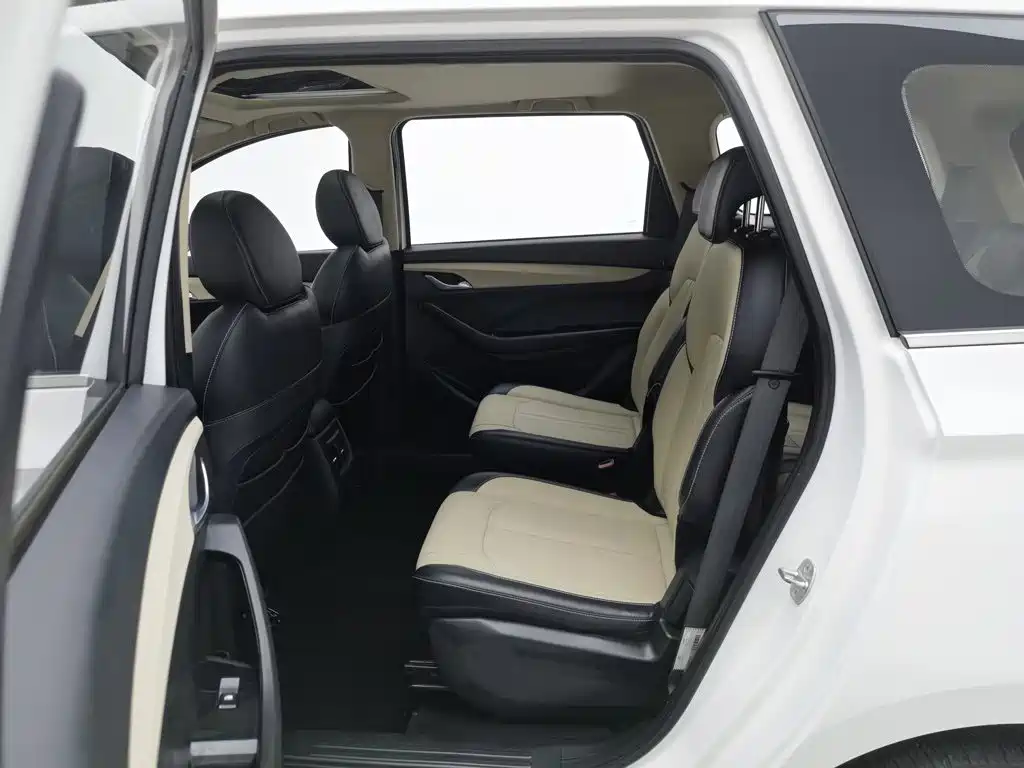 Baojun 360 2018 2018 1.5L Manual Luxury Model China V