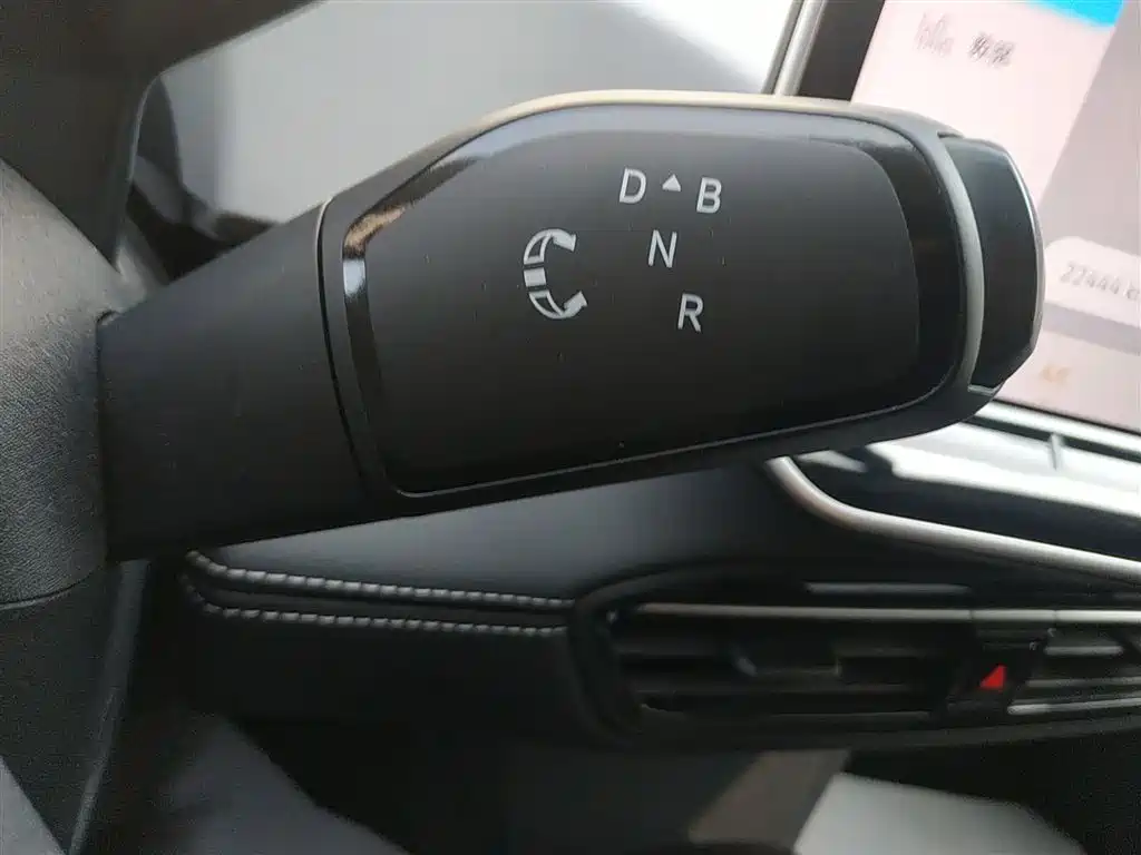 Volkswagen ID.3 2025 Smart Pure Intelligent Edition фото 14