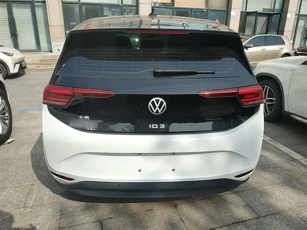 Volkswagen ID.3 2025 Smart Pure Intelligent Edition фото 6