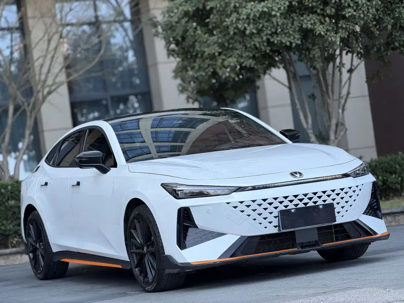 CHANGAN UNI-V