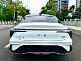 Фото 8 - Hongqi H6